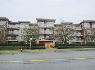 1033 Saint Georges Ave #116, North Vancouver, BC