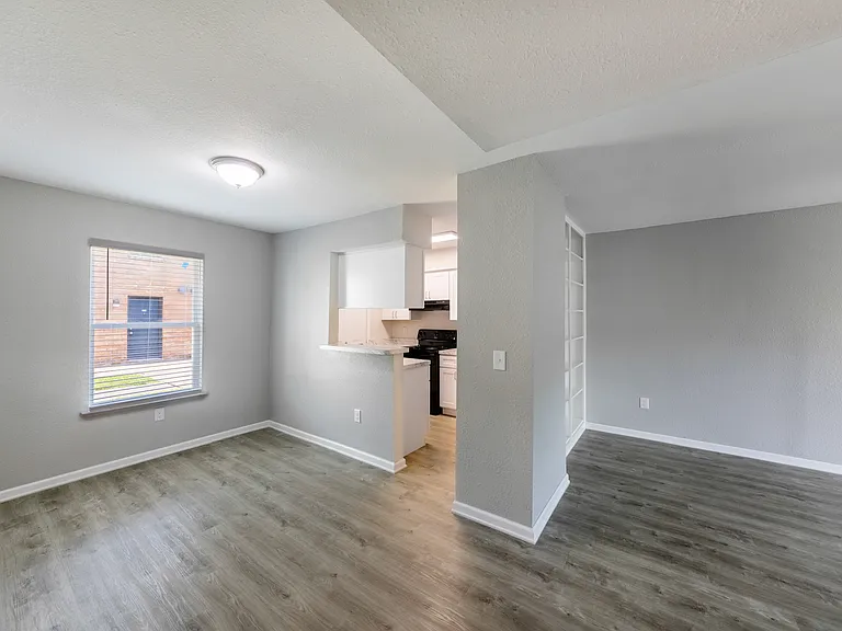 The Heights at Post Oak — Photo 21