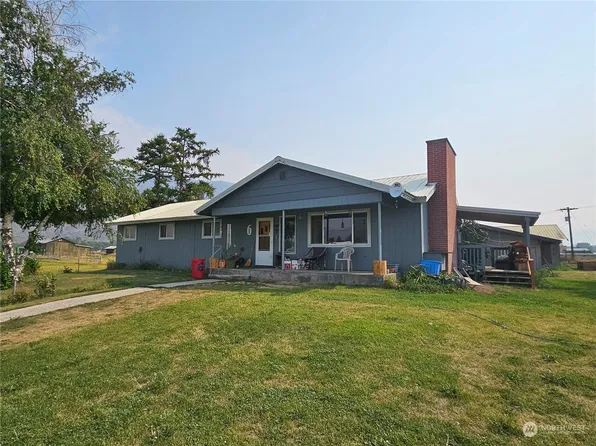 6 Jennings Loop Road, Oroville, WA 98844