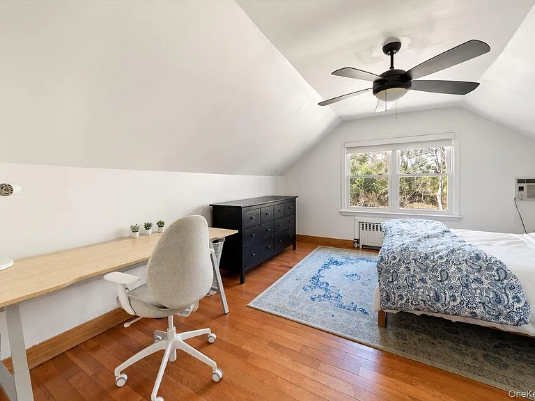 10 Taft Ln — Photo 16