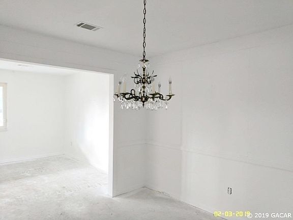 5th image of 4520 NW 19th Ave