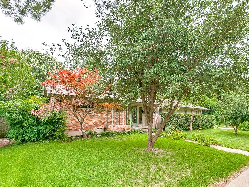 2517 S Glenbrook Dr, Garland, TX 75041 Zillow