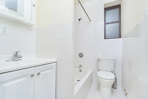 Rented by Compass | media 6