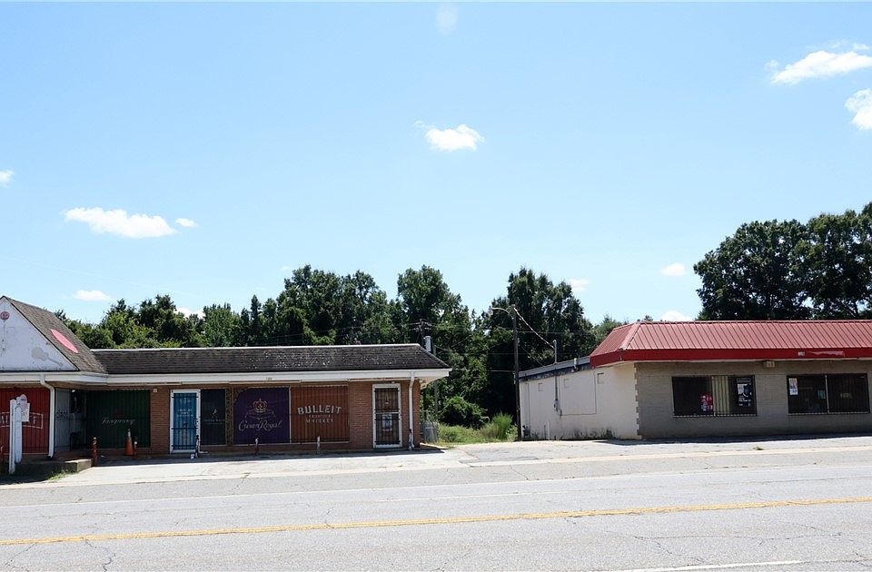 2nd image of 326-328 E Shockley Ferry Rd