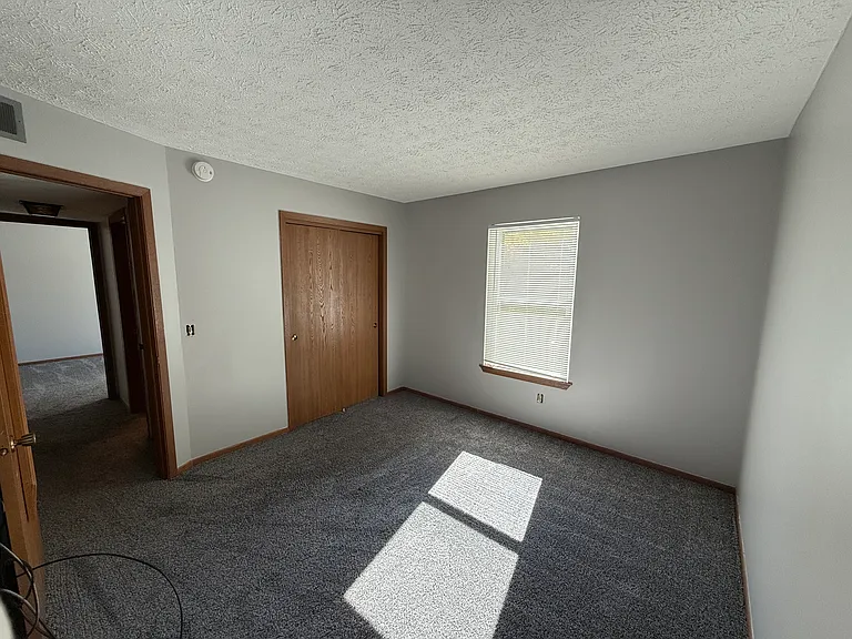 3932 W 13th St #2 — Photo 4