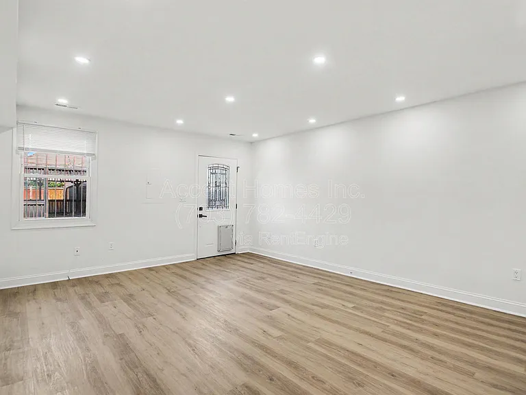 710 N Patrick St — Photo 4