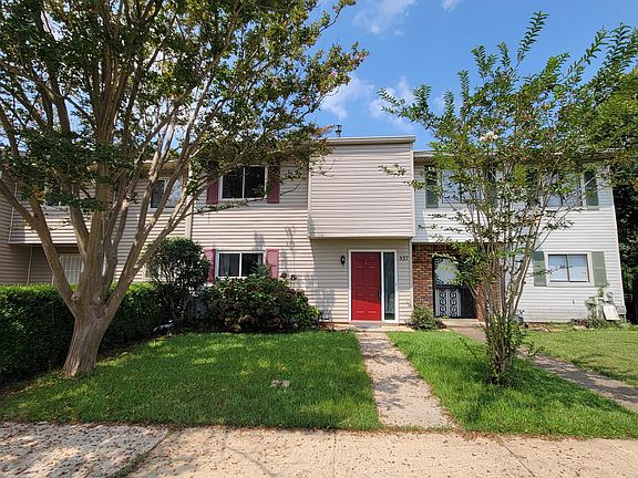 2nd image of 537 Saddlewood Ln