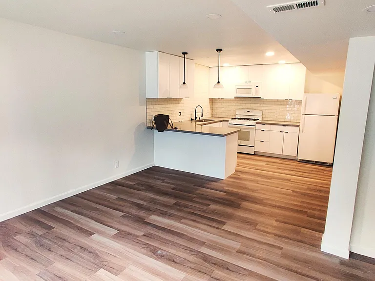 16902 NE Woodinville Duvall Rd #C — Photo 3