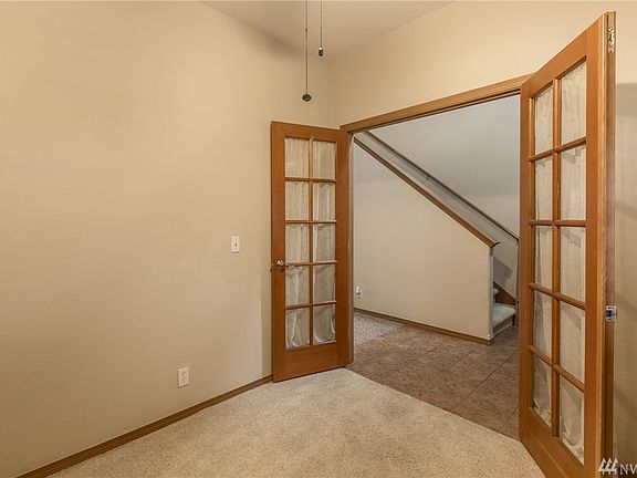 4th image of 18146 Sundown Ct SE