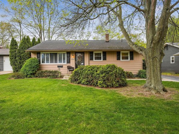 361 E Stafford Ave, Worthington, OH 43085