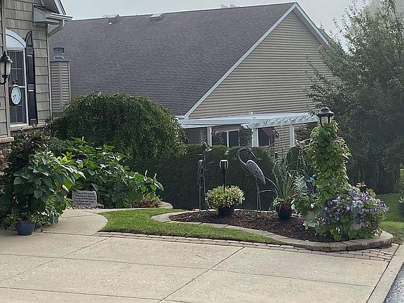 4th image of 10565 Woodmar Ln
