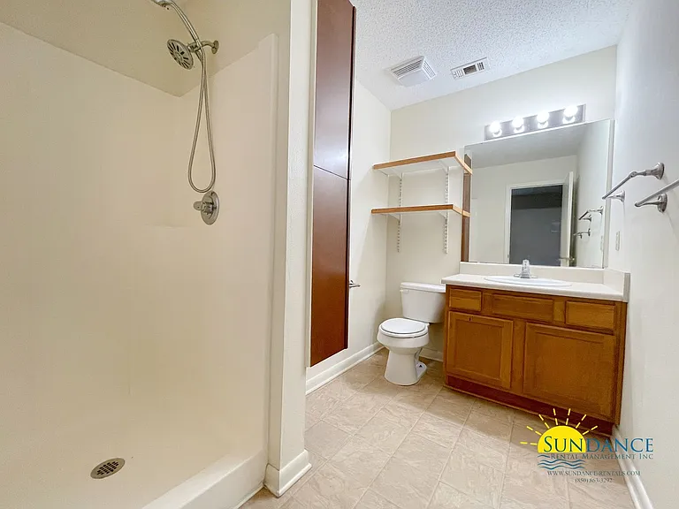 816 Lark St #8 — Photo 7