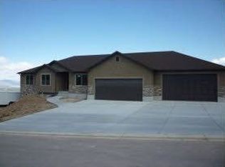 18 W Magellan Ln, Elk Ridge, UT 84651
