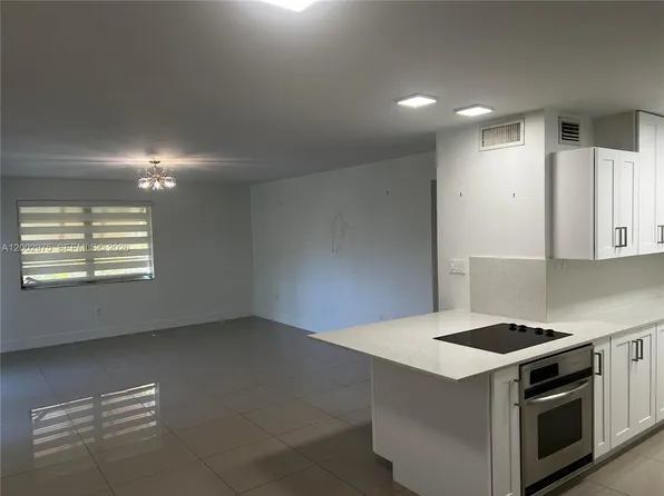 9350 SW 77th Ave APT G1, Miami, FL 33156