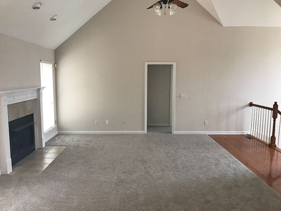 1st image of 8462 Shadetree Ln