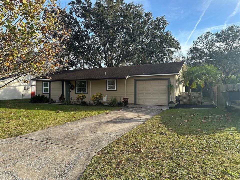 1st image of 2833 BANYAN LANE