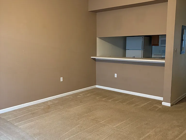 2738 W Tharpe St #2303 — Photo 3