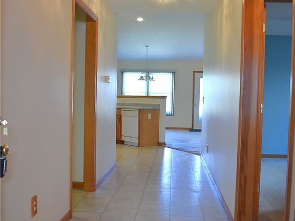 4th image of 2104 Indian Ridge Dr