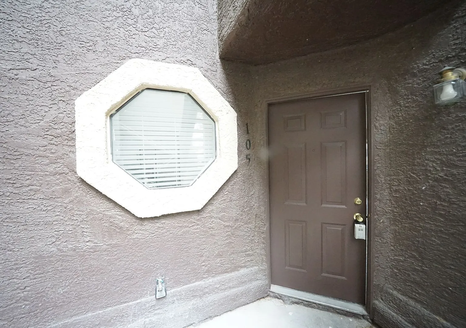 Showings Available Now — Photo 4