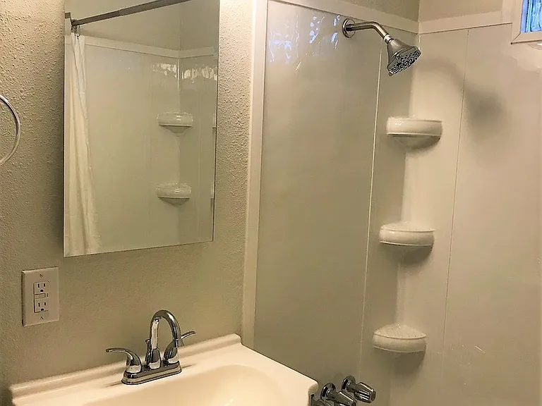 125 Acorn St — Photo 14