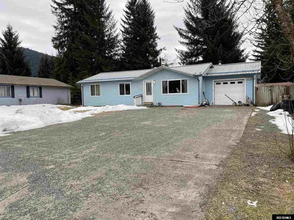 3756 Julep St, Juneau, AK 99801