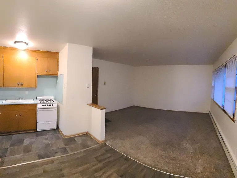 4707 University Ave NE — Photo 19
