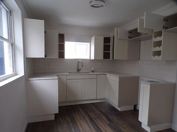 5th image of 3897 Sand Rd