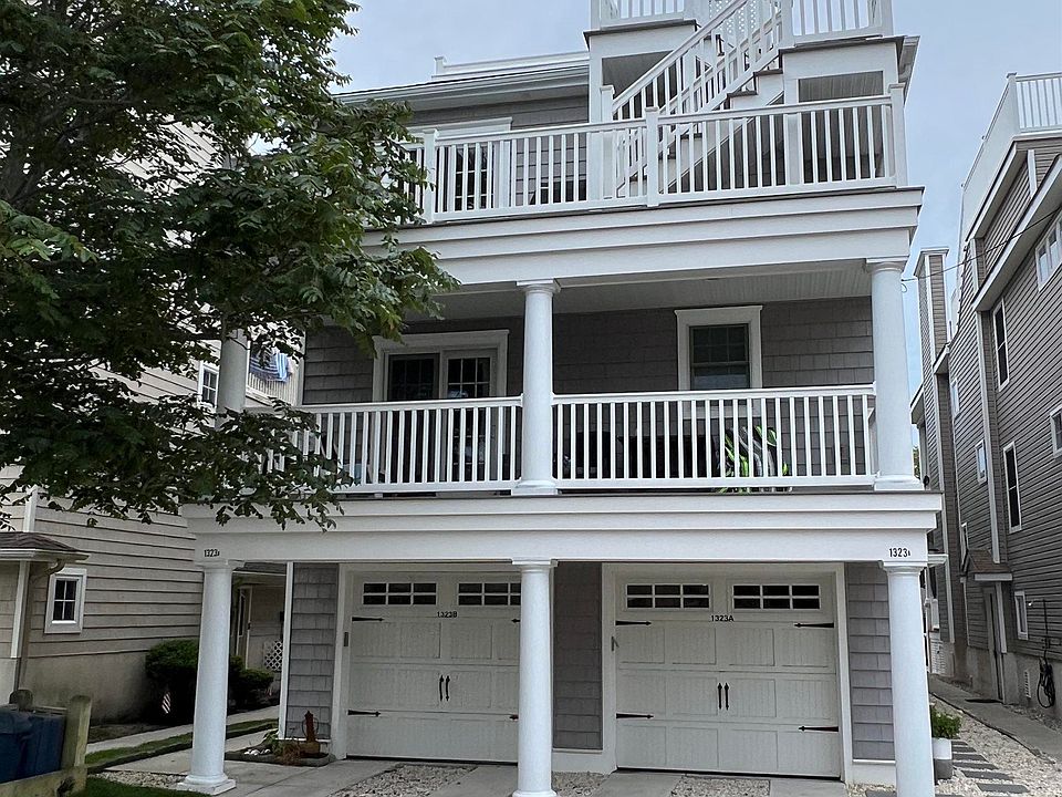 2nd image of 1323 Wesley Ave #B