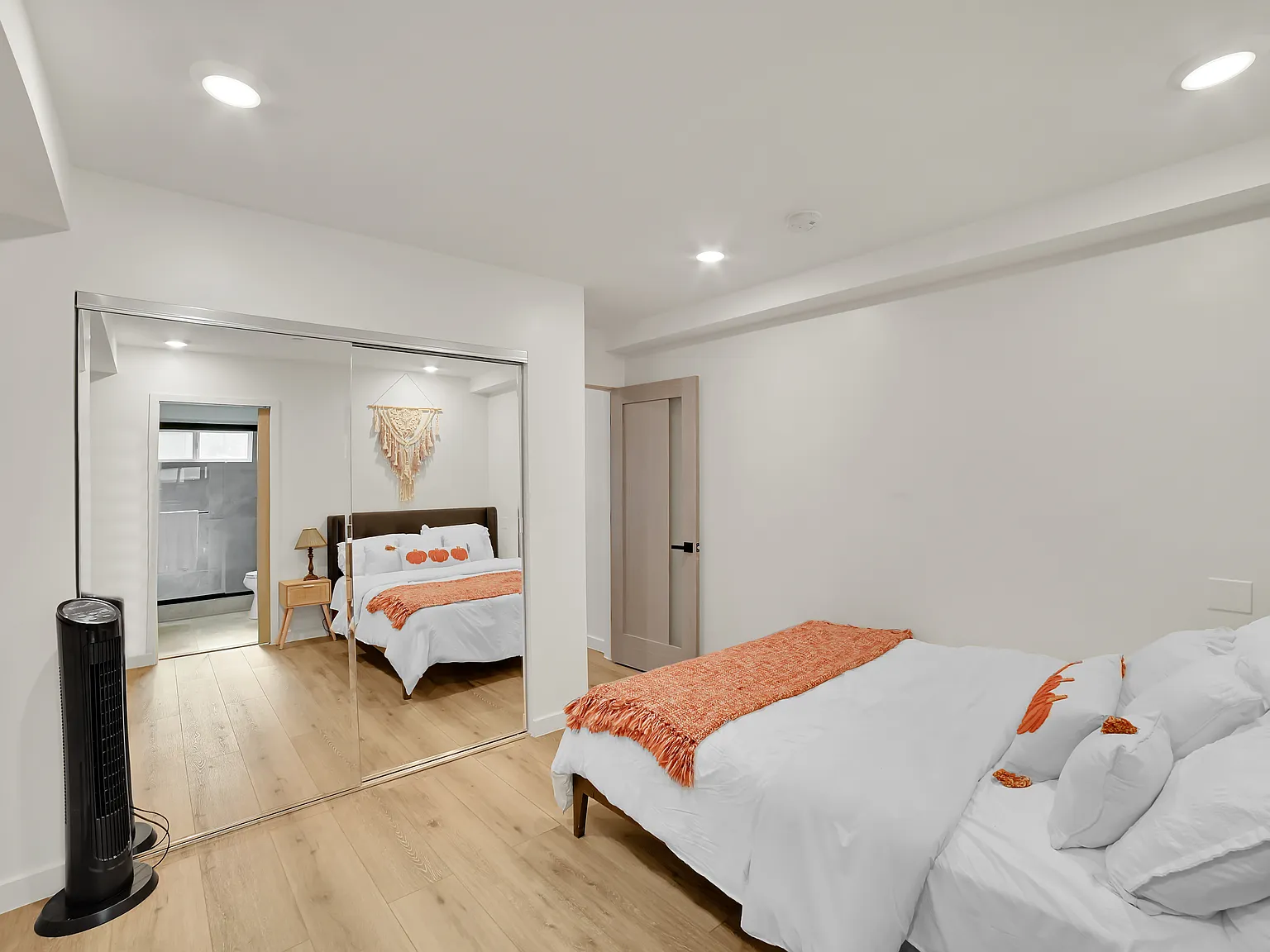 1 bed, 450 sqft, $2,950 — Photo 3