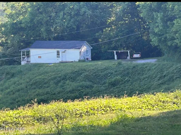 161 Willow Dr, Harriman, TN 37748