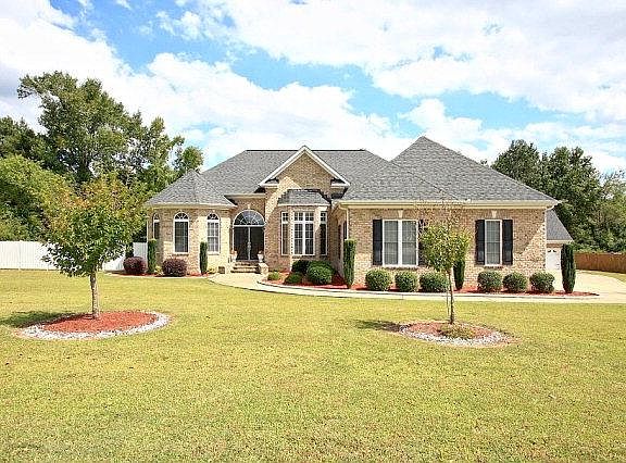5th image of 400 Clemens Dr
