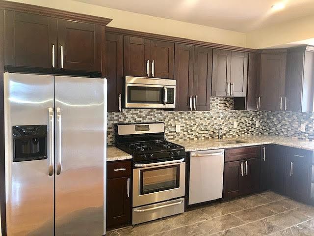 1st image of 95 N Walnut St APT 307