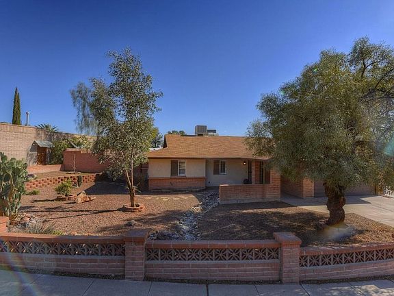 2nd image of 4701 W Red Wolf Dr