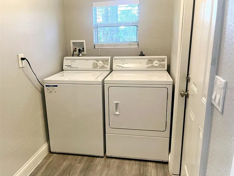 4803 Roush Ave #STUDIO — Photo 4