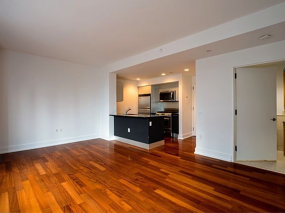 5th image of 350 W 42nd St APT 7M