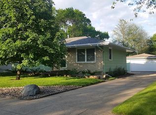 4133 Lay St, Des Moines, IA 50317