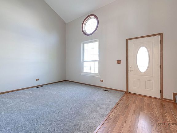 2nd image of 3020 Max Ct