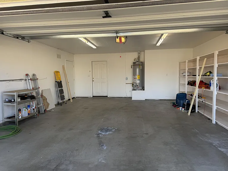 914 E Saguaro Dr — Photo 16