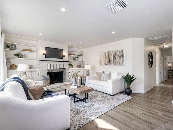 4th image of 926 Aster Ave