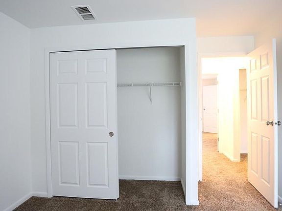 4th image of 1741 Patricia Dr