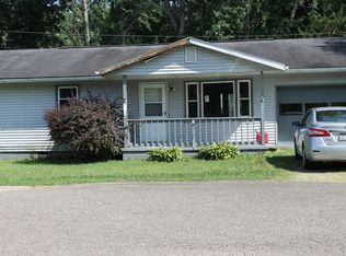 110 Cochran Dr, Quaker City, OH 43773