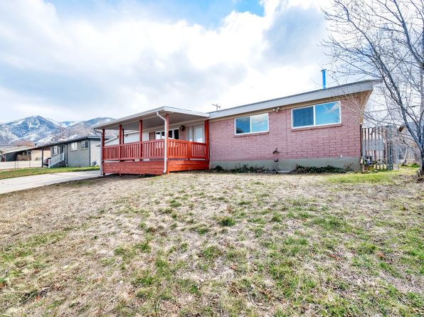 684 E Oquirrh Ave N, Tooele, UT 84074