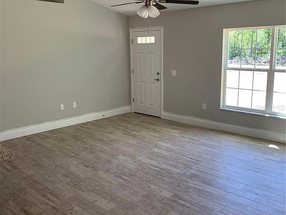 2nd image of 1609 W Cary Dr