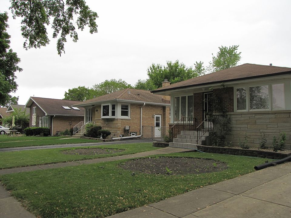 2nd image of 3446 Lombard St
