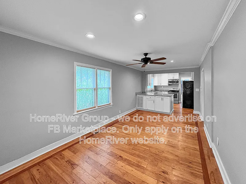 2 bed, 1.0 bath, $1,150 — Photo 3