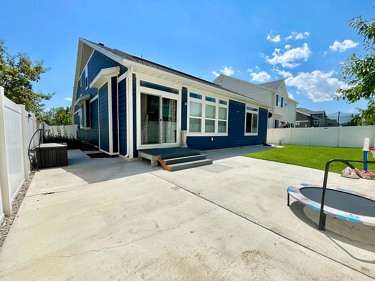 10924 S Glenda Ln — Photo 35