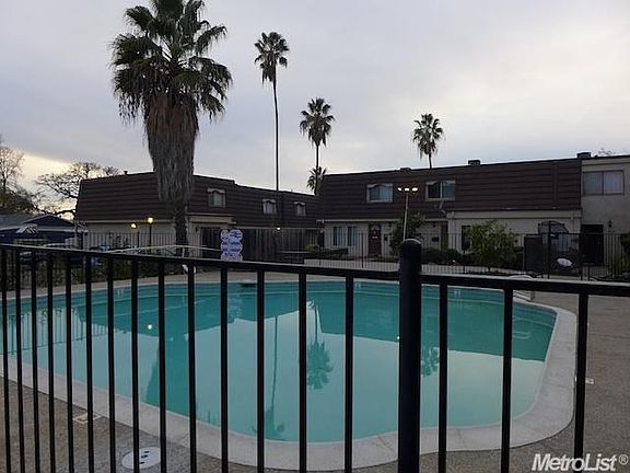 3rd image of 4496 San Juan Ave