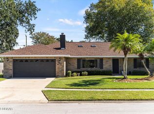 1953 Menger Cir, South Daytona, FL 32119