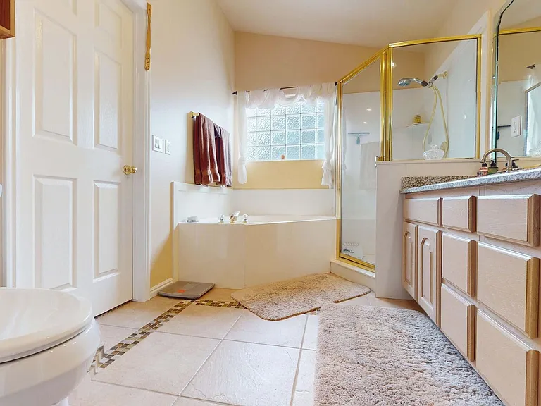 853 W Kestrel Ct — Photo 13