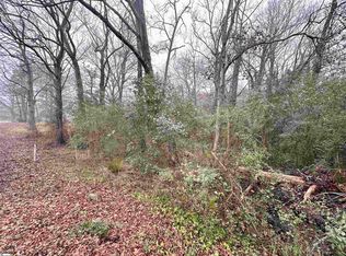 307 Lake Forest Rd, Greenwood, SC 29649